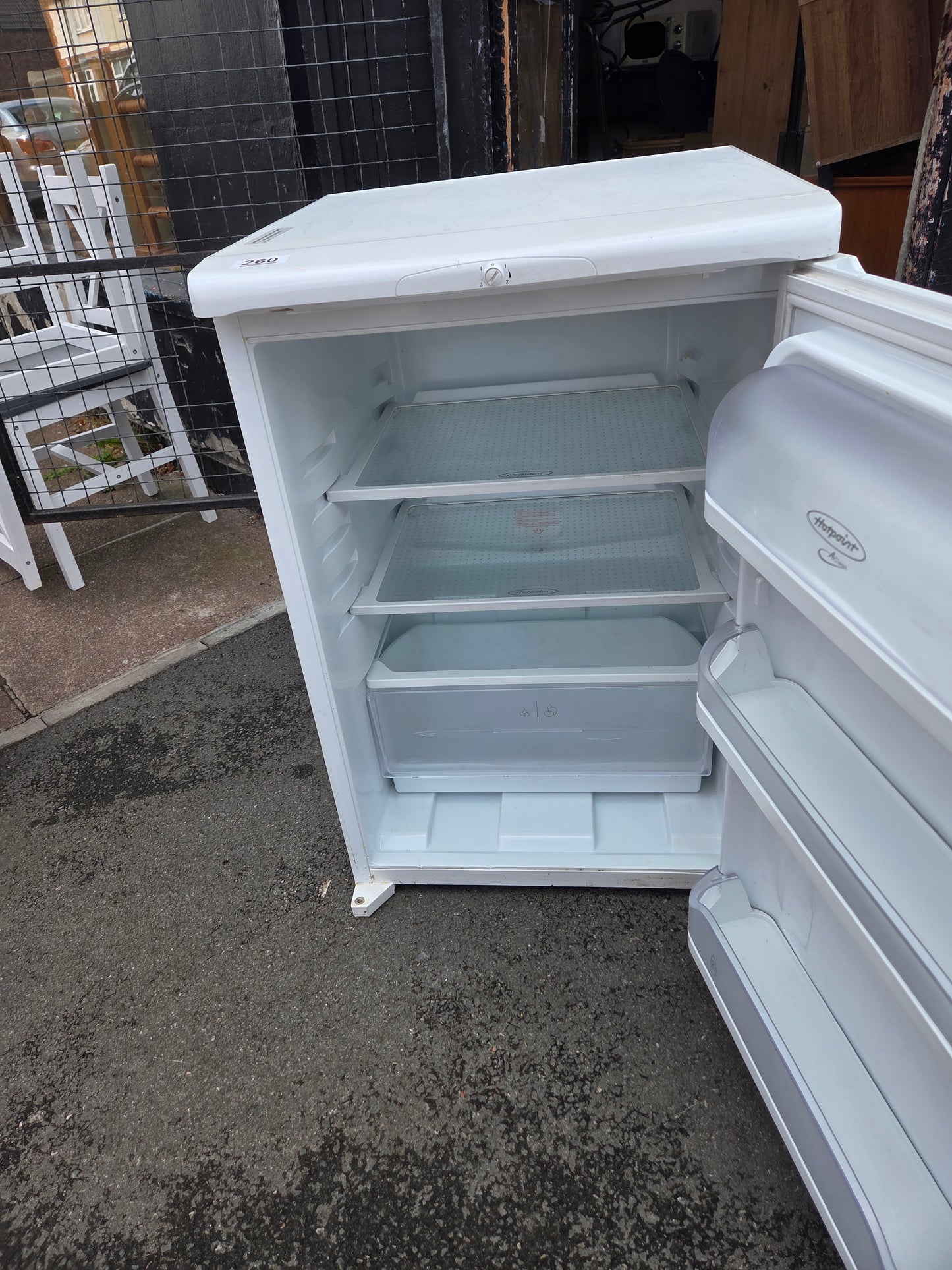 Hotpoint undercounter fridge π Free Delivery π 120 Days Warranty π