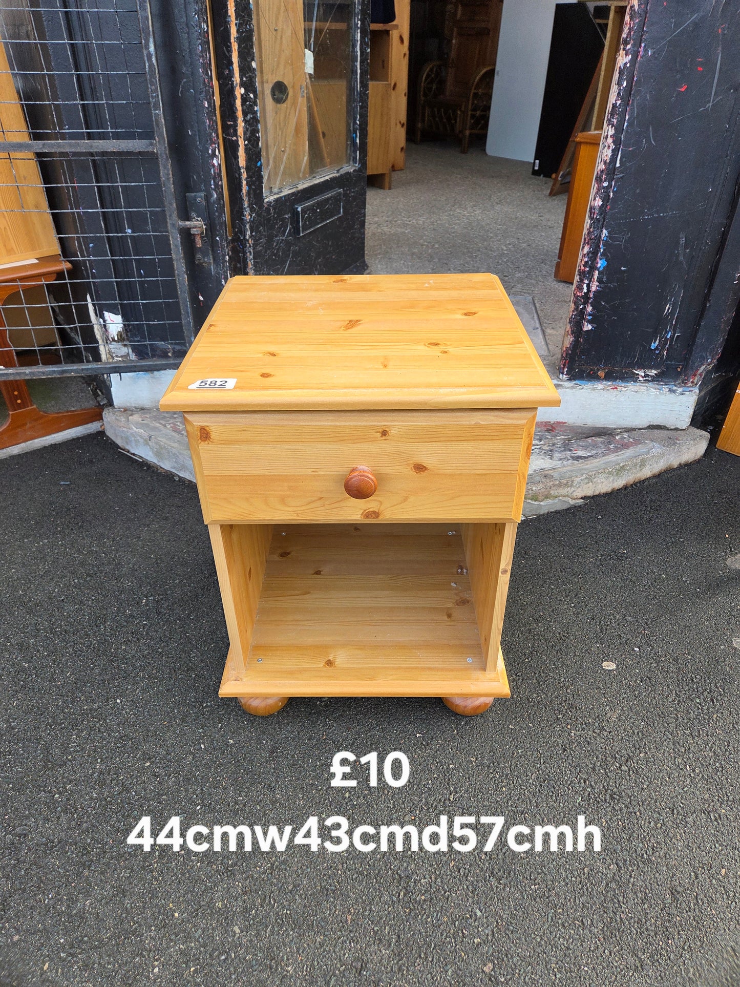 Bedside table π Free delivery in Leicester π