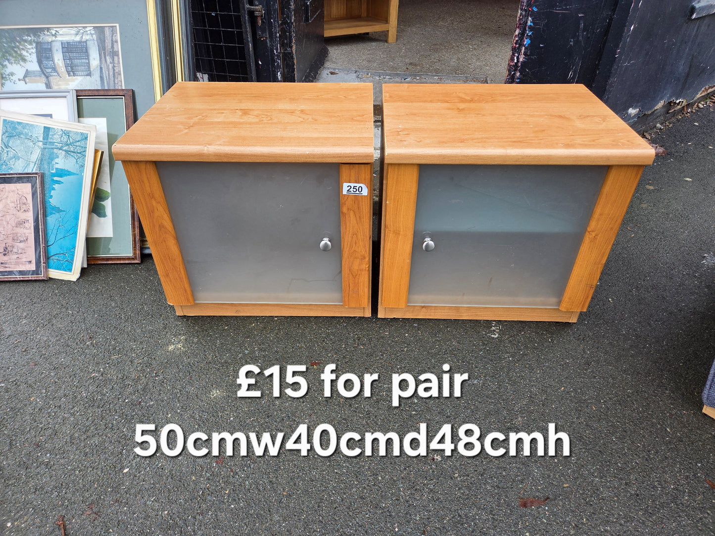 2 bedside tables π Free delivery in Leicester π