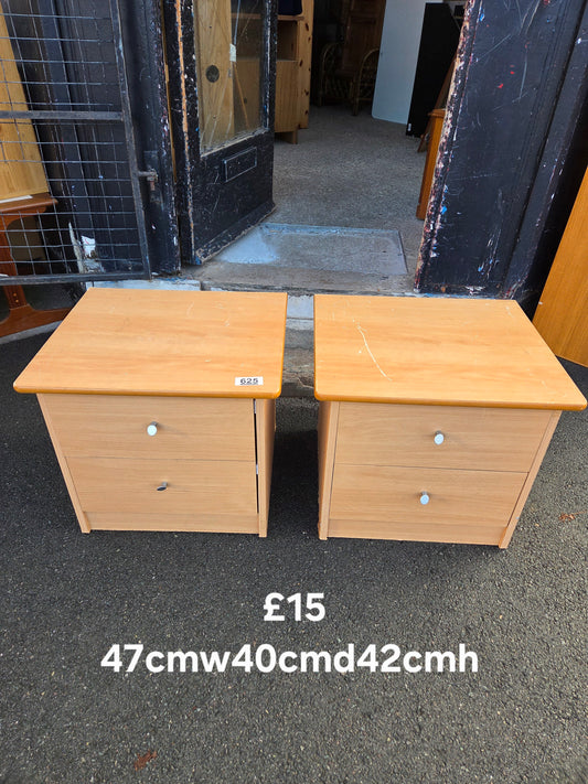 2 bedside tables 🌟 Free delivery in Leicester 🌟