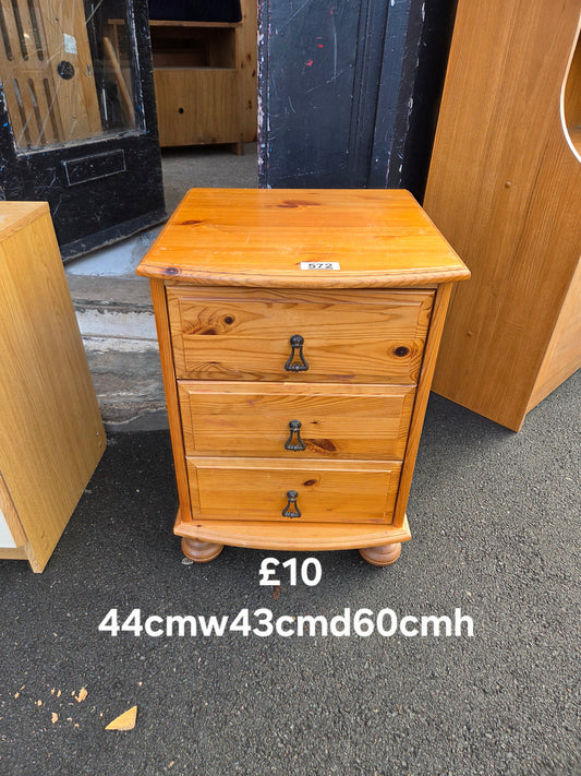 Bedside table 🌟 Free delivery in Leicester 🌟