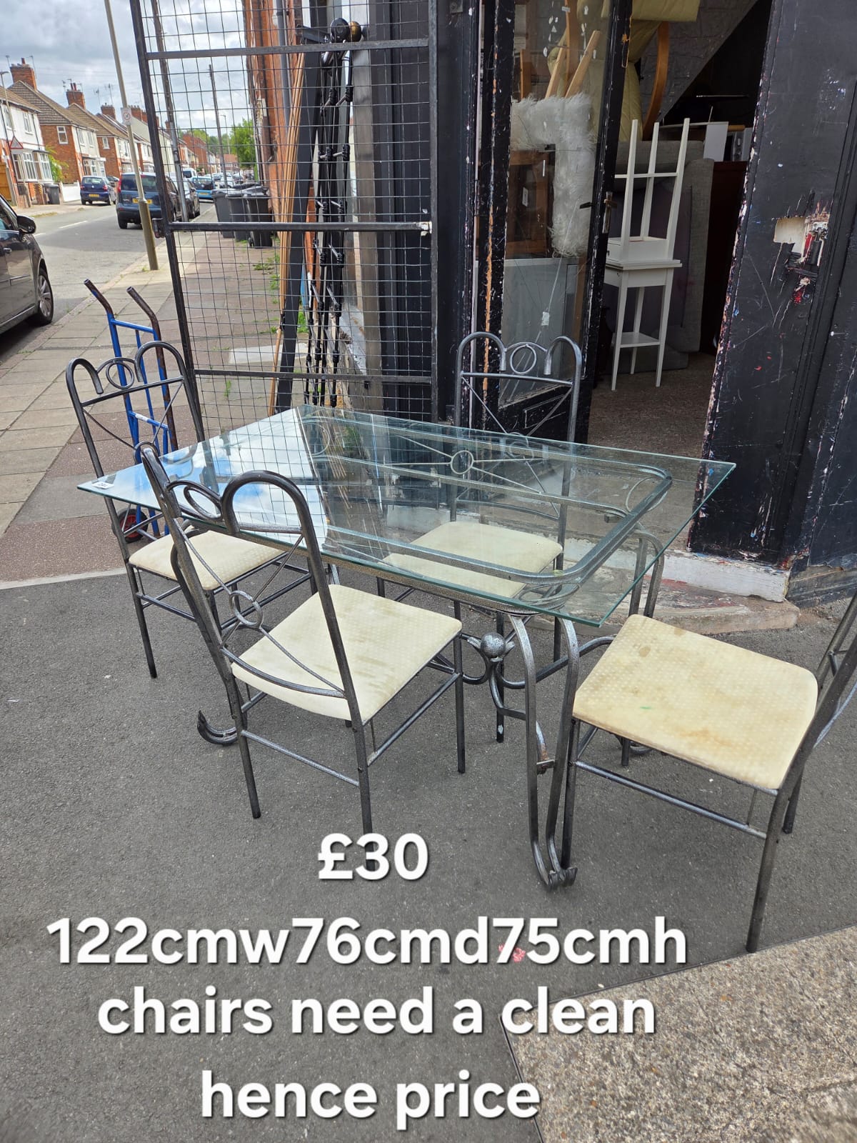 Dining table and 4 chairs 🌟 Free Delivery in Leicester 🌟
